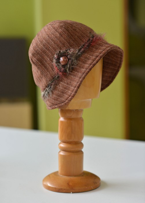 Light brown wool striped cloche hat with thread - ribbon