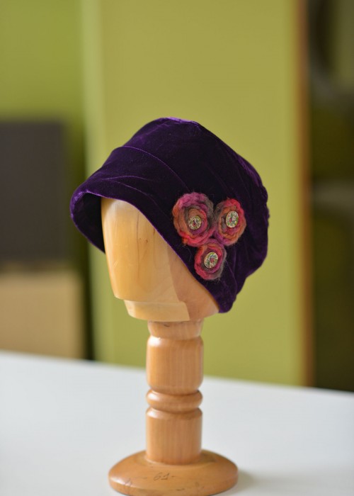 Purple velvet turban hat with flowers 