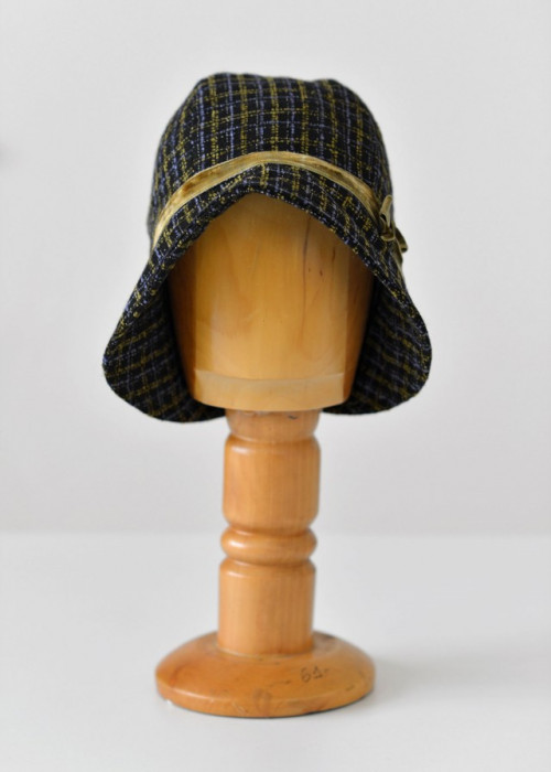 Black plaid wool cloche hat with single bow 